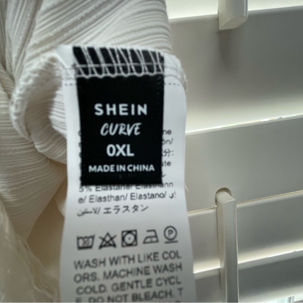 SHEIN White Fringe Detail Set - Picture 4 of 4